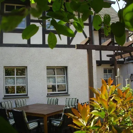 Haus-Am-Puetz-Ferienhaus * Wintrich